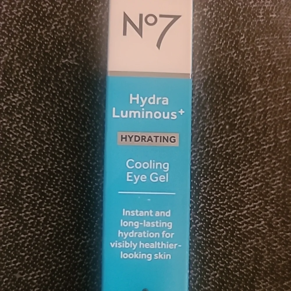 No7 Hydra Luminous Hydrating Cooling Eye Gel